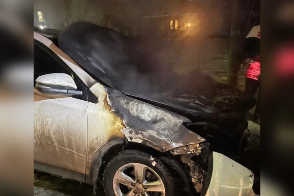 В Обнинске сгорел автомобиль 