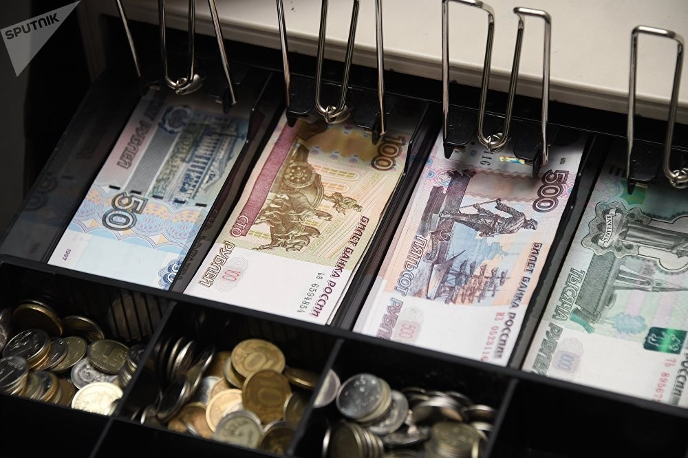 В Малоярославце сотрудницы магазина обокрали хозяина почти на 2 миллиона рублей