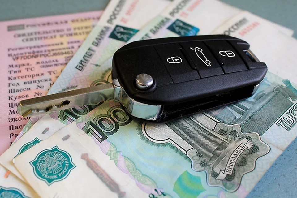 Житель Калужской области перевел мошенникам 100 000 рублей, пытаясь купить машину 