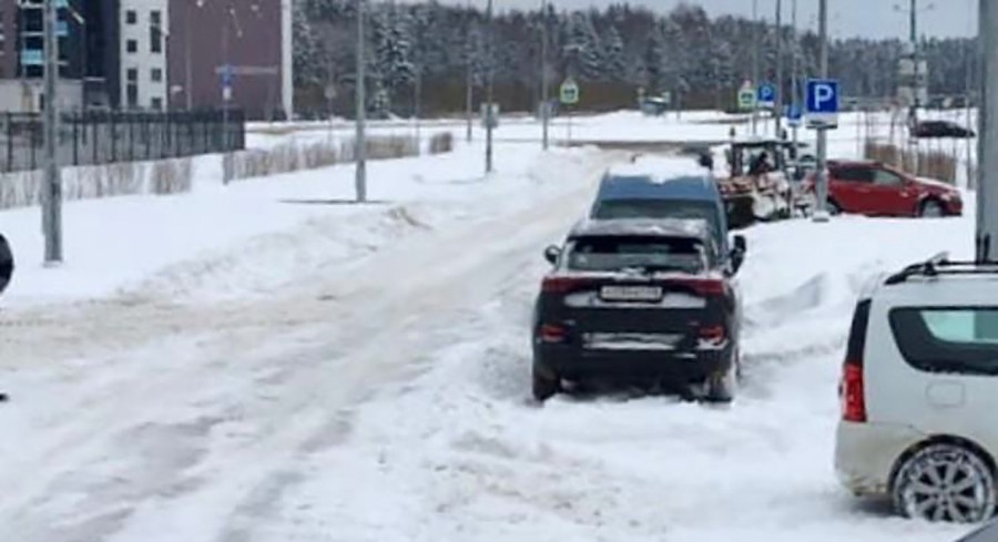Жители Обнинска жалуются на последствия снегопада: «Чищены только 2 центральные улицы!»