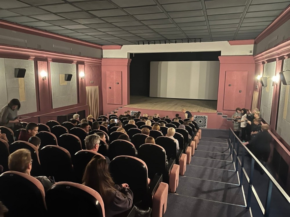 В Жукове открыли кино-концертный зал 