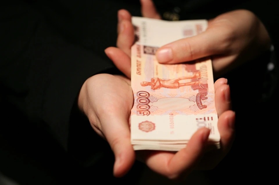 Житель Самары вымогал у обнинца 380 тысяч рублей за интимуслуги