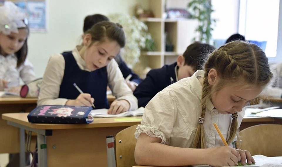 Обнинских школьников приглашают на диктант в честь Дня российской науки 