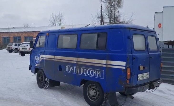 В Калужской области двое мужчин напали на почтовую машину и похитили пенсии