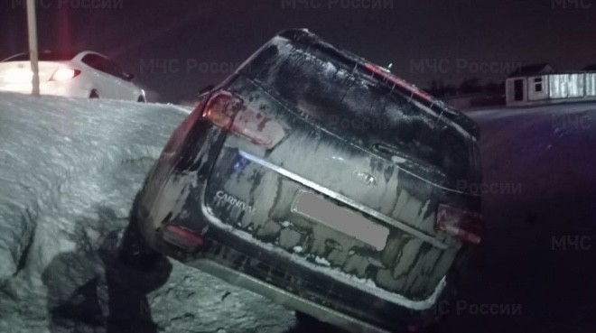 В Калужской области водитель «Киа Карнивал» сбил девушку - Жуков ...