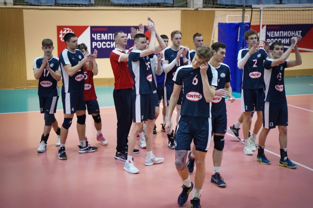 Обнинские волейболисты обыграли команду из Майкопа 