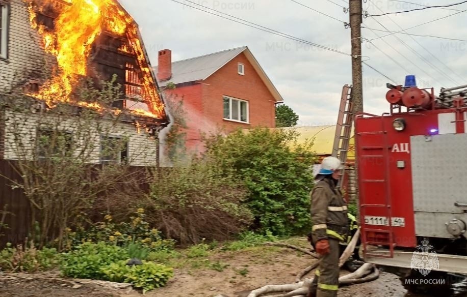 Жилой дом сгорел в Малоярославце