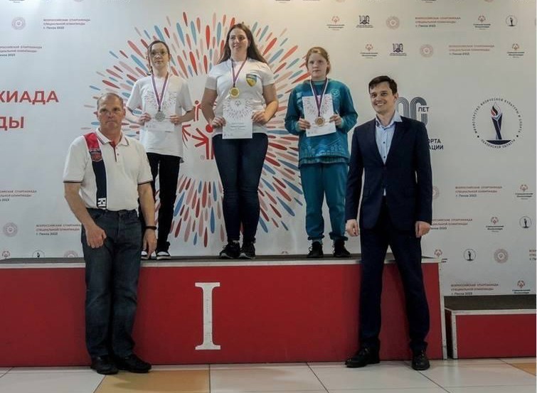 Обнинские пловцы завоевали девять медалей в Пензе