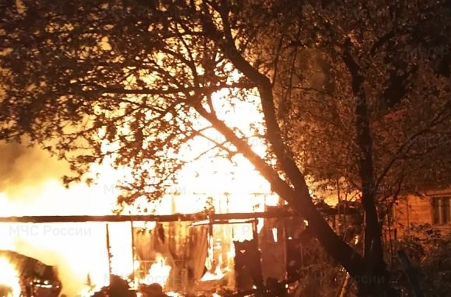 Дачный дом сгорел в Жуковском районе