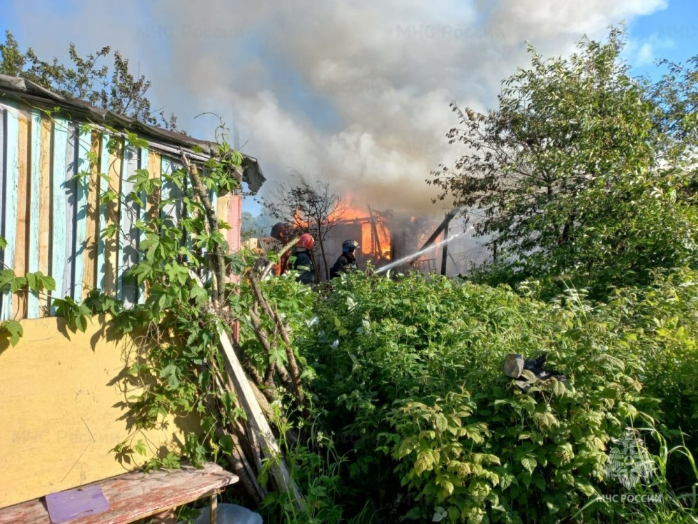 Дачный дом сгорел в Малоярославце