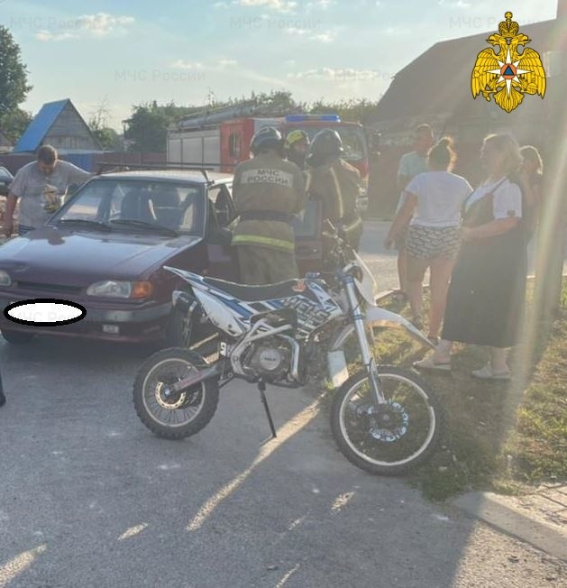 В Боровском районе мотоциклист влетел в ВАЗ