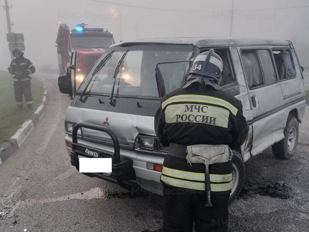 В Калужской области две машины столкнулись в тумане
