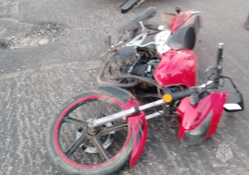 В Калужской области мотоциклист пострадал в столкновении с «Рено ...