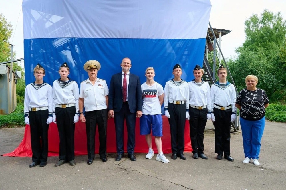На обнинской метеовышке установили флаг России
