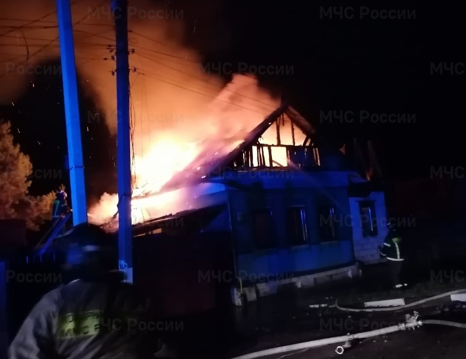 Жилой дом сгорел в Боровске