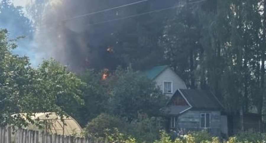 В Жуковском районе человек пострадал при пожаре в жилом доме
