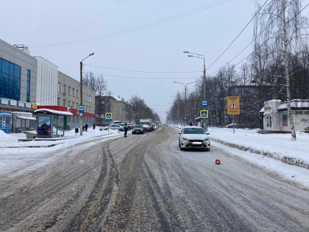 В Обнинске водитель «Киа» сбил женщину на улице Курчатова