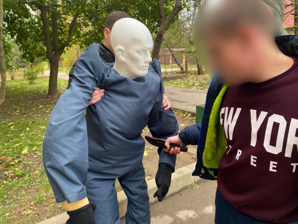 В Калужской области 28-летний иностранец с ножом набросился на прохожих