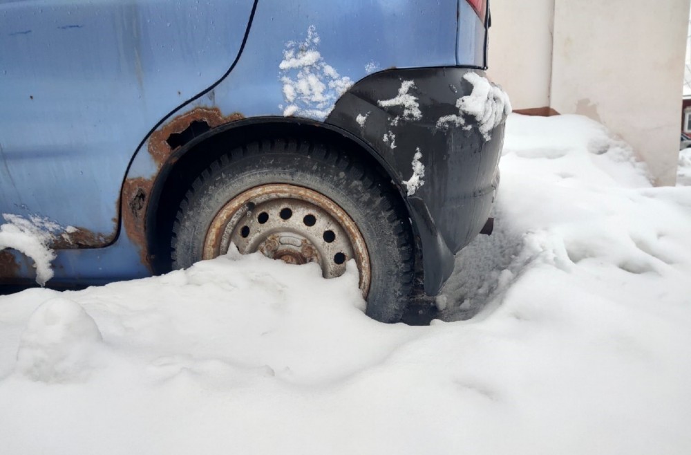 В Обнинске назвали управляющие компании, которые еще ни разу не вывозили снег за зиму