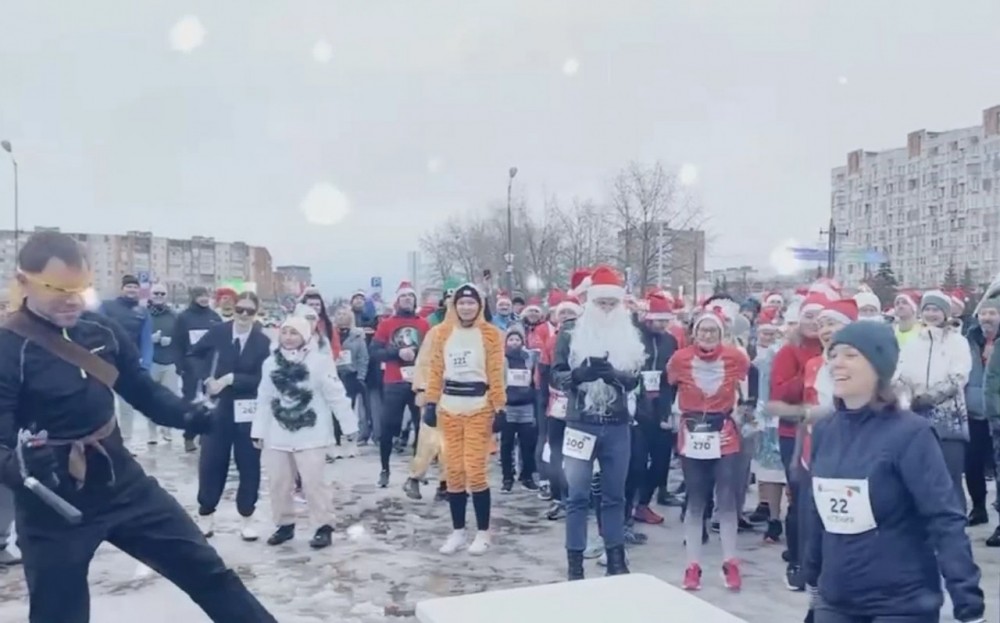 В Обнинске 300 человек собрались на новогодний забег