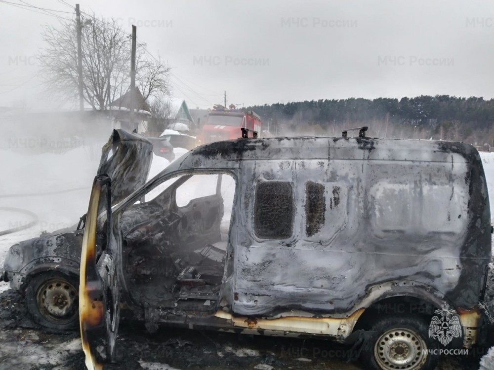 Машина сгорела в Боровске