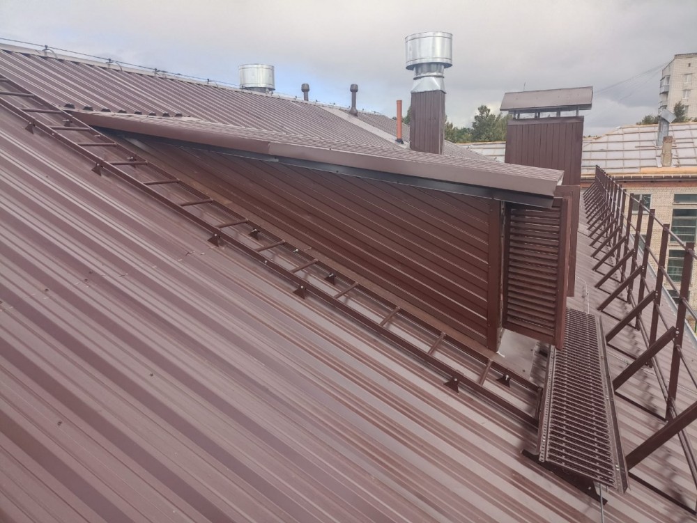 В Обнинске прошла приемка отремонтированных крыш в четырех домах