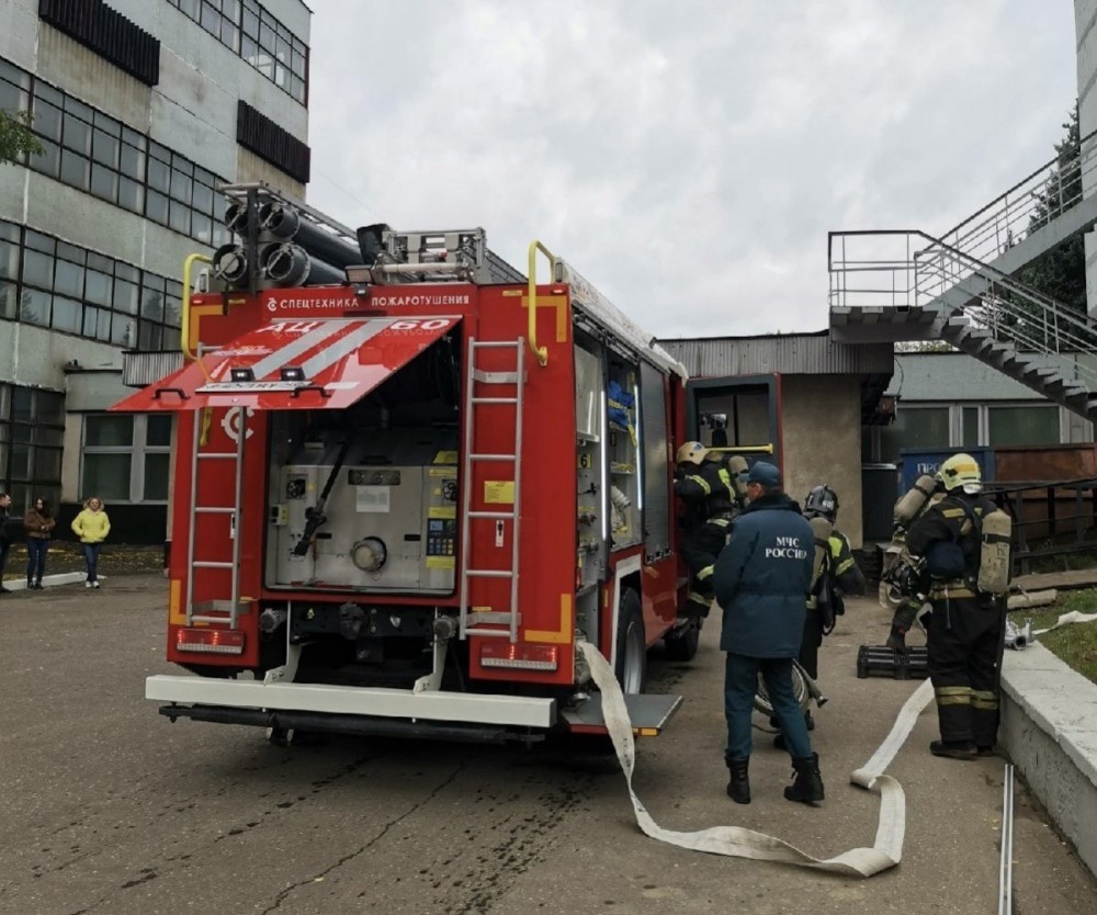В Обнинске загорелся «Сигнал»: как проходили пожарные учения 