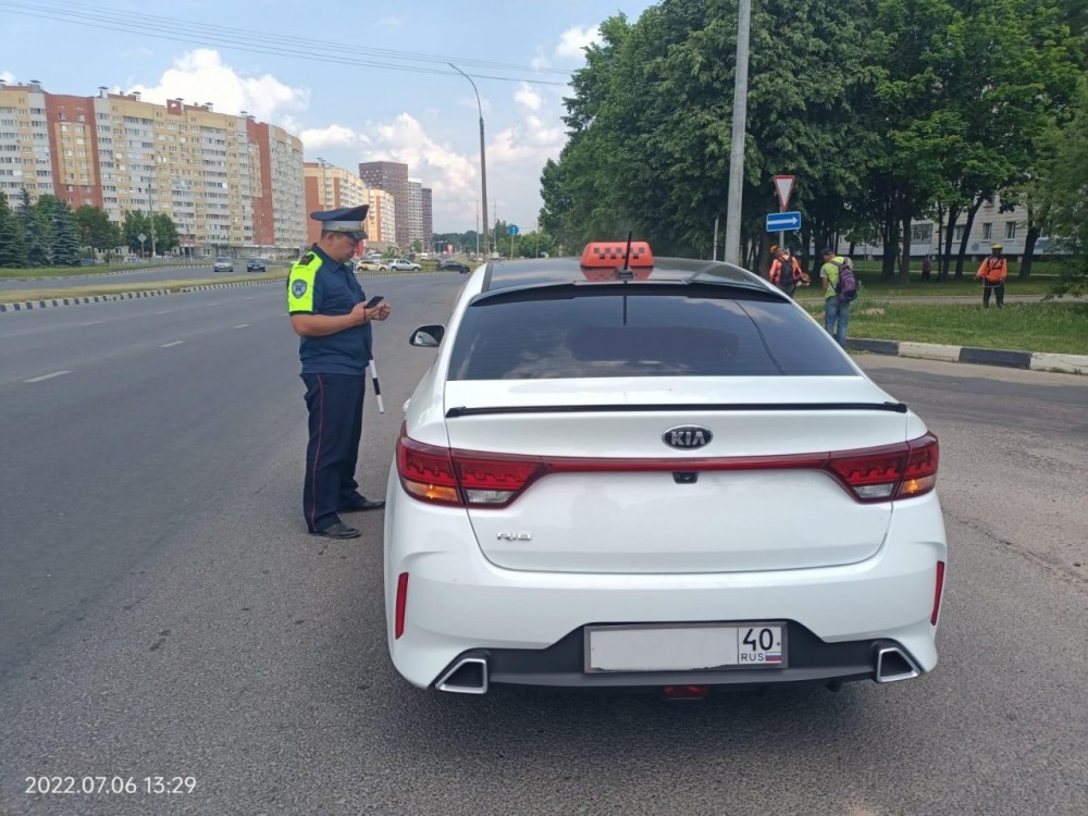 В Обнинске поймали таксиста, перевозившего пассажиров без путевого листа